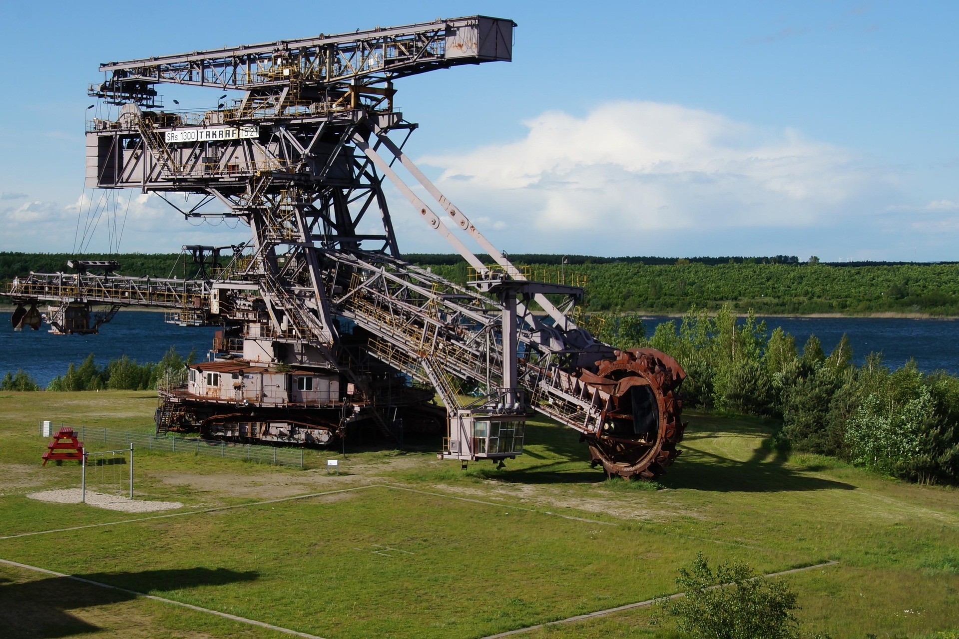Ferropolis – Braunkohlebagger im Freilichtmuseum Stadt aus Eisen